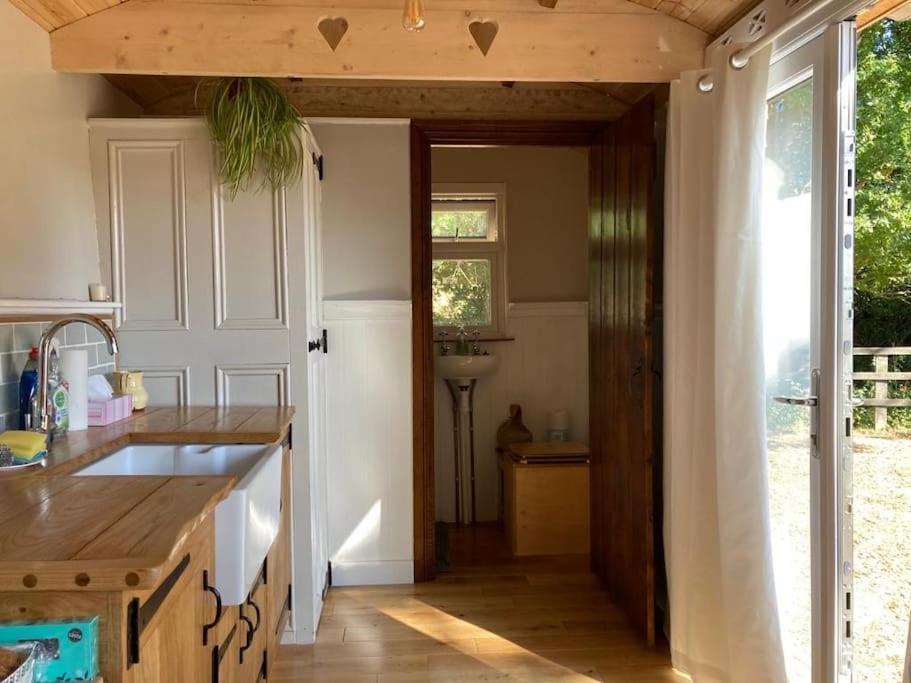Aspen Leaves: The Perfect Farm Retreat Villa Graffham Ngoại thất bức ảnh